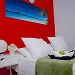 Barcelona City North Hostal